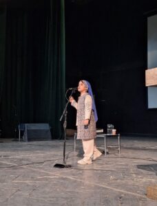 آیدا حیدری اجرای شاهنامهخوانی